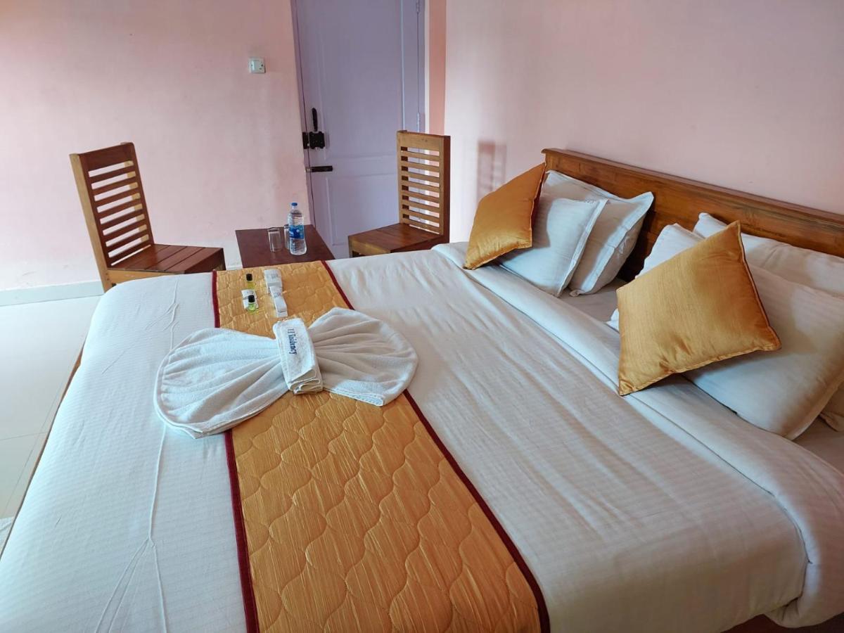 Memmsta Hotels 1510 - Udagamandalam Exterior foto
